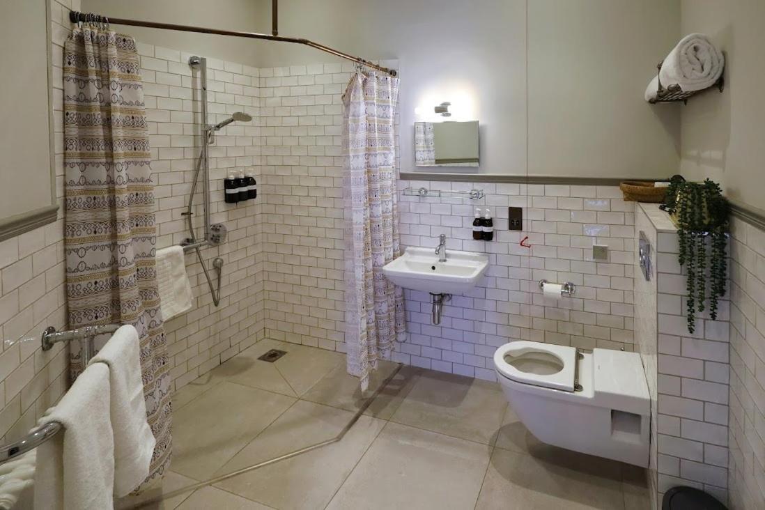 The George Inn Maulden Room photo